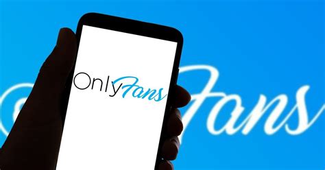 OnlyFans stars nude Hawaii fundraiser shut down by GoFundMe